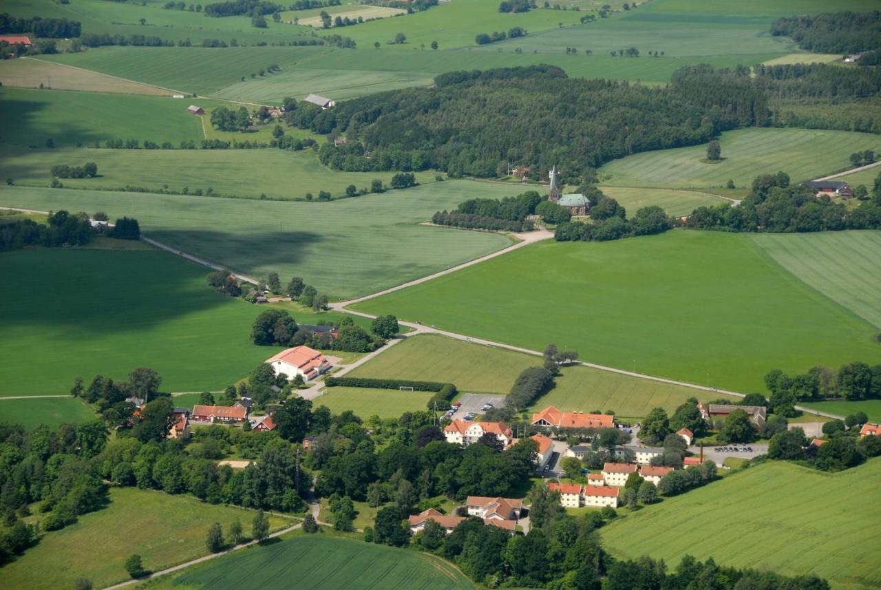 Katrinebergs Folkhoegskola B&B Vessigebro Экстерьер фото
