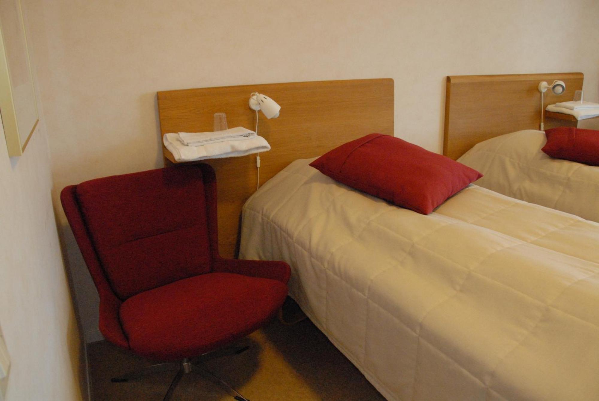Katrinebergs Folkhoegskola B&B Vessigebro Экстерьер фото